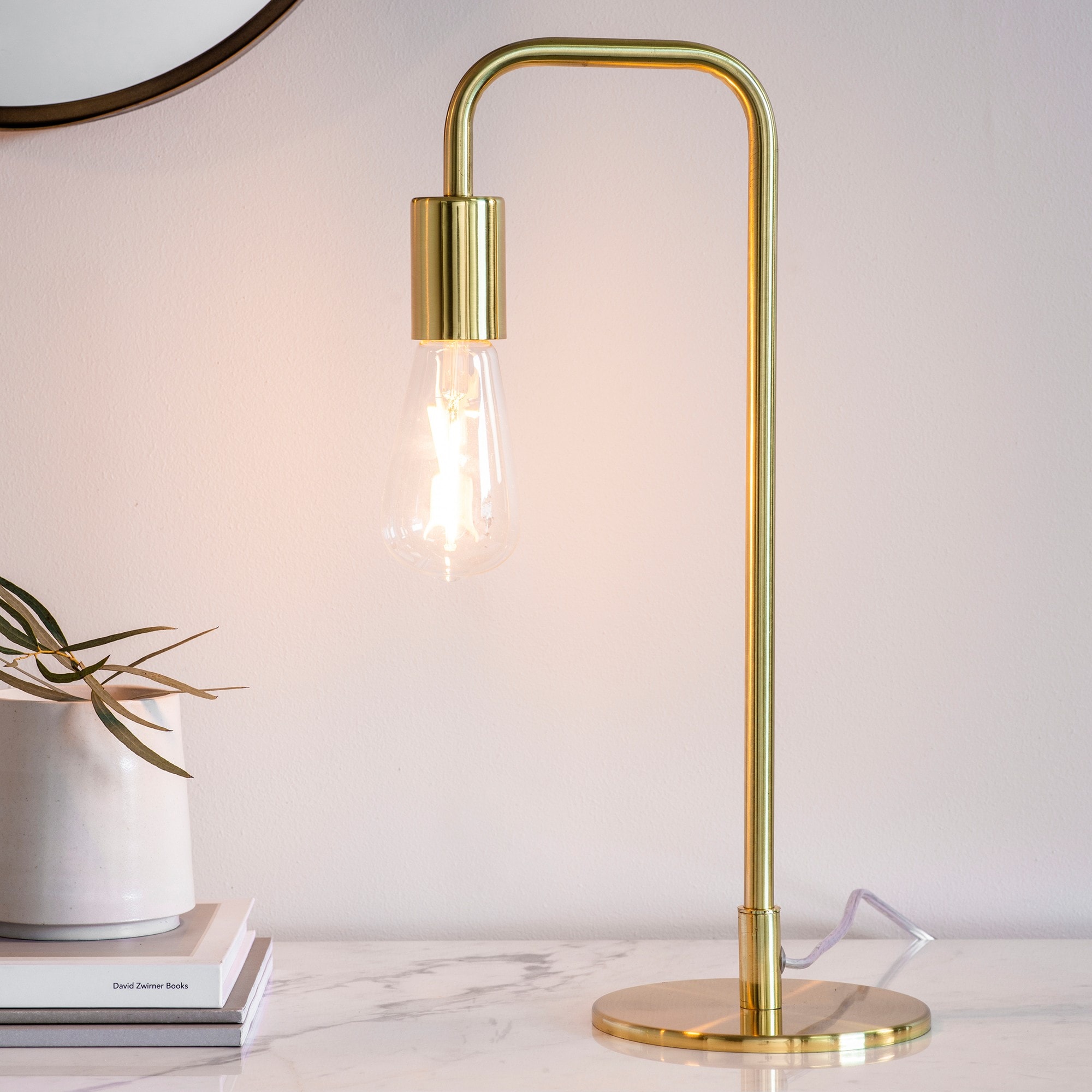 moderna stolna lampa s jednim krakom inspirirana sredinom stoljeća od brušenog mesinga 2 moderna stolna lampa s jednom ručicom inspirirana sredinom stoljeća od brušenog mesinga - Stillorgan Decor