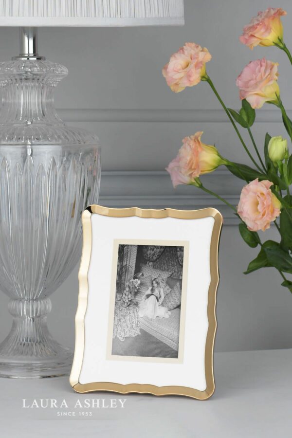 laura ashley glasbury photo frame gold effect 4x6 inch - Stillorgan Decor