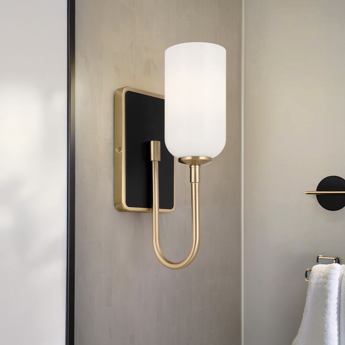 Applique murale contemporaine Solia en bronze champagne et noir 2 Applique murale contemporaine Solia en bronze champagne et noir - Stillorgan Decor